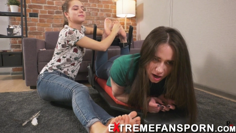RFStudioProduction – Leya Tickles Tonya's Feet in Tickling Device