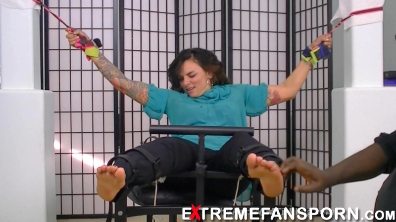 TickleHotness – Hot Feet Off The Street 13 – Shana Mac